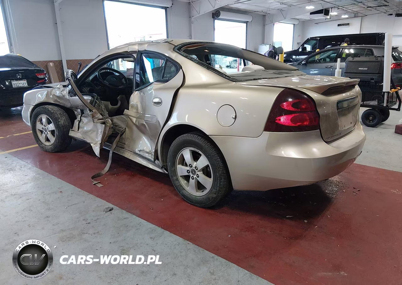 2005 Pontiac Grand Prix VIN:2G2WP522451195182 - 3