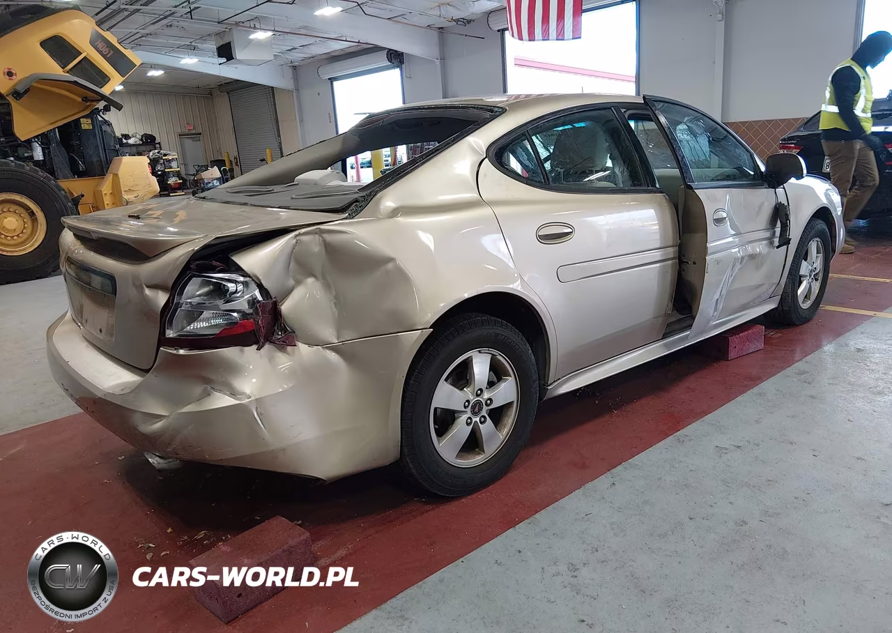 2005 Pontiac Grand Prix VIN:2G2WP522451195182 - 4