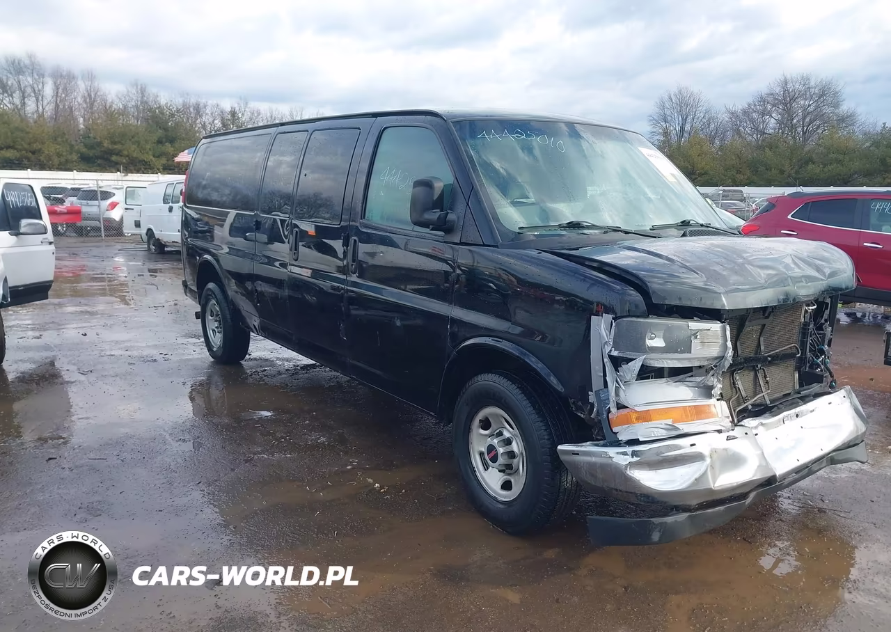 2017 GMC Savana 2500 Work Van