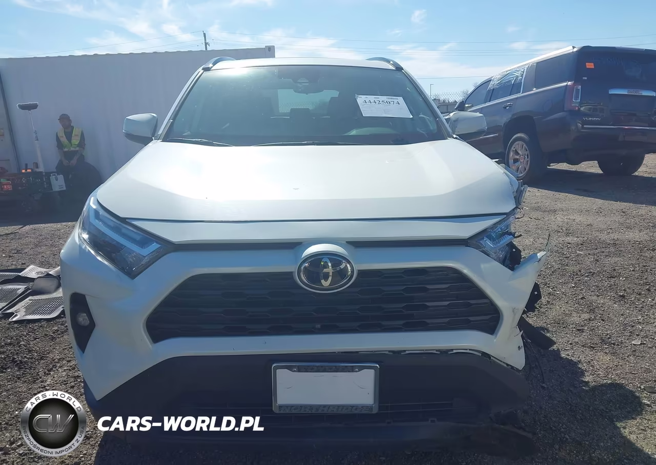 2022 Toyota Rav4 Xle Premium VIN:2T3A1RFV1NW283424 - 12