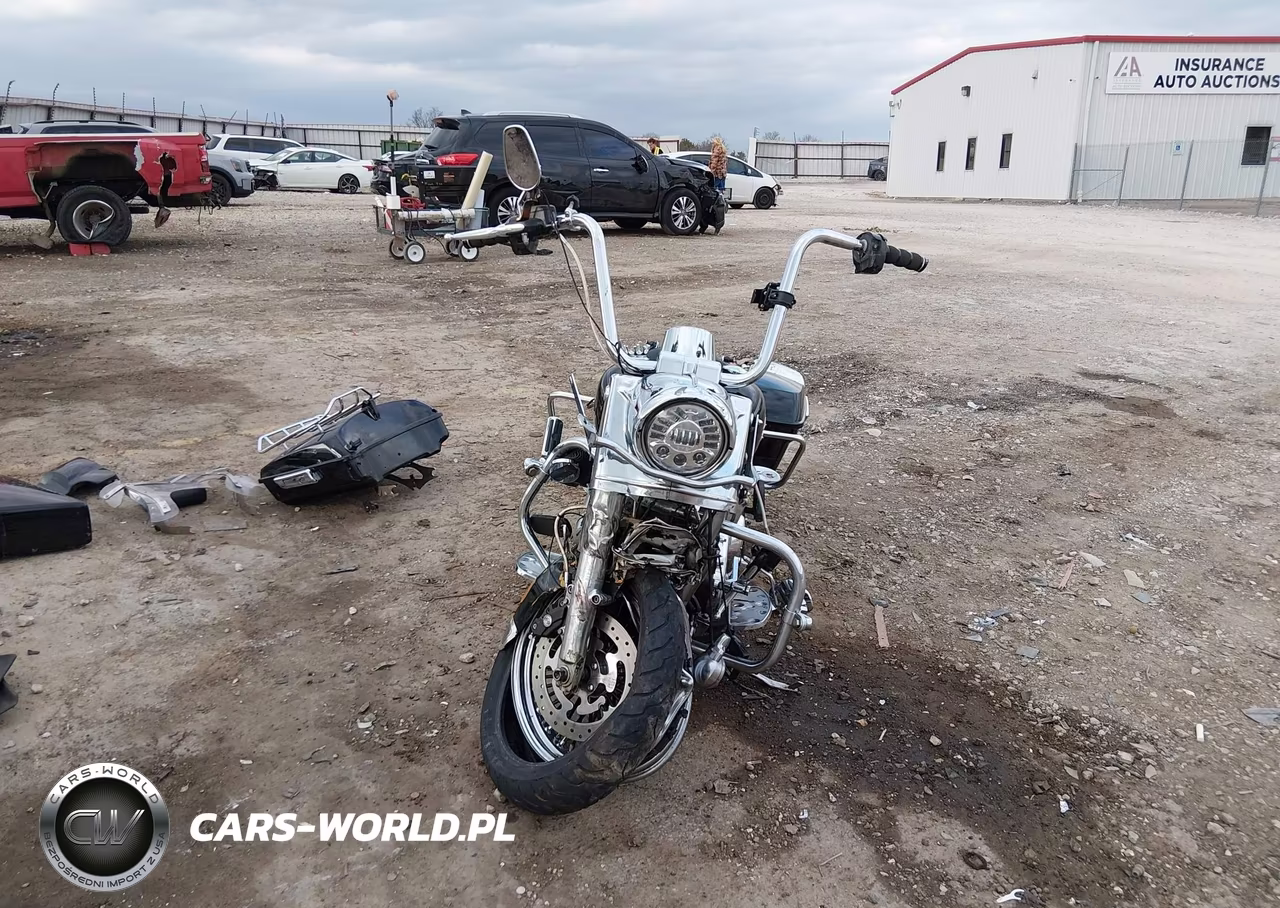 2017 Harley-Davidson Flhr Road King VIN:1HD1FBC13HB610024 - 5
