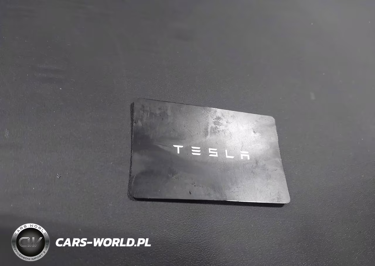 2020 Tesla Model Y Long Range Dual Motor All-Wheel Drive VIN:5YJYGDEE3LF041710 - 11