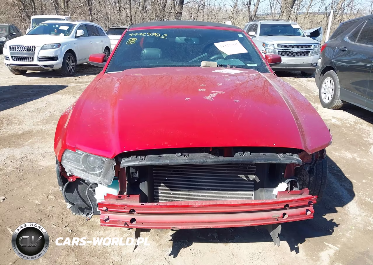 2013 Ford Mustang V6 Premium VIN:1ZVBP8EM0D5235518 - 13