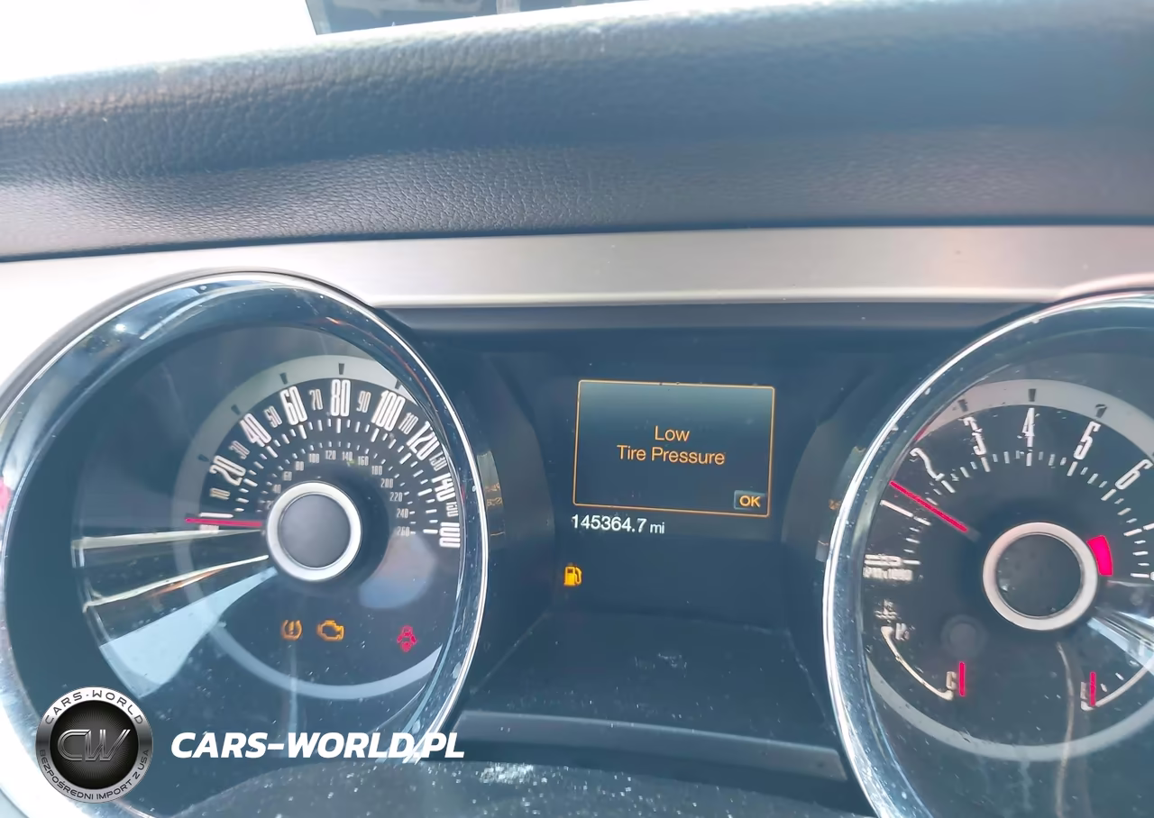 2013 Ford Mustang V6 Premium VIN:1ZVBP8EM0D5235518 - 7