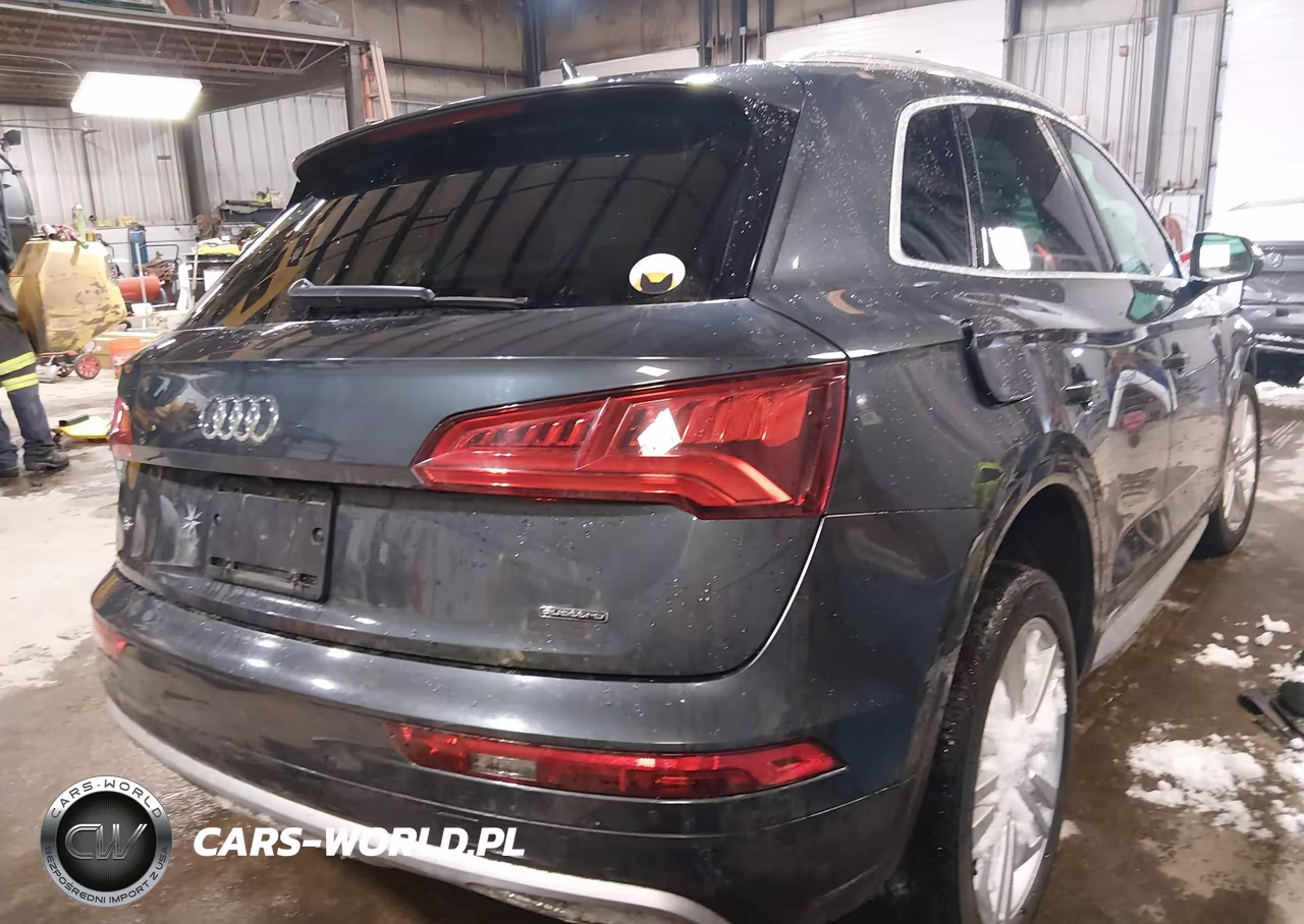 2019 Audi Q5 45 Premium VIN:WA1BNAFY4K2104814 - 4