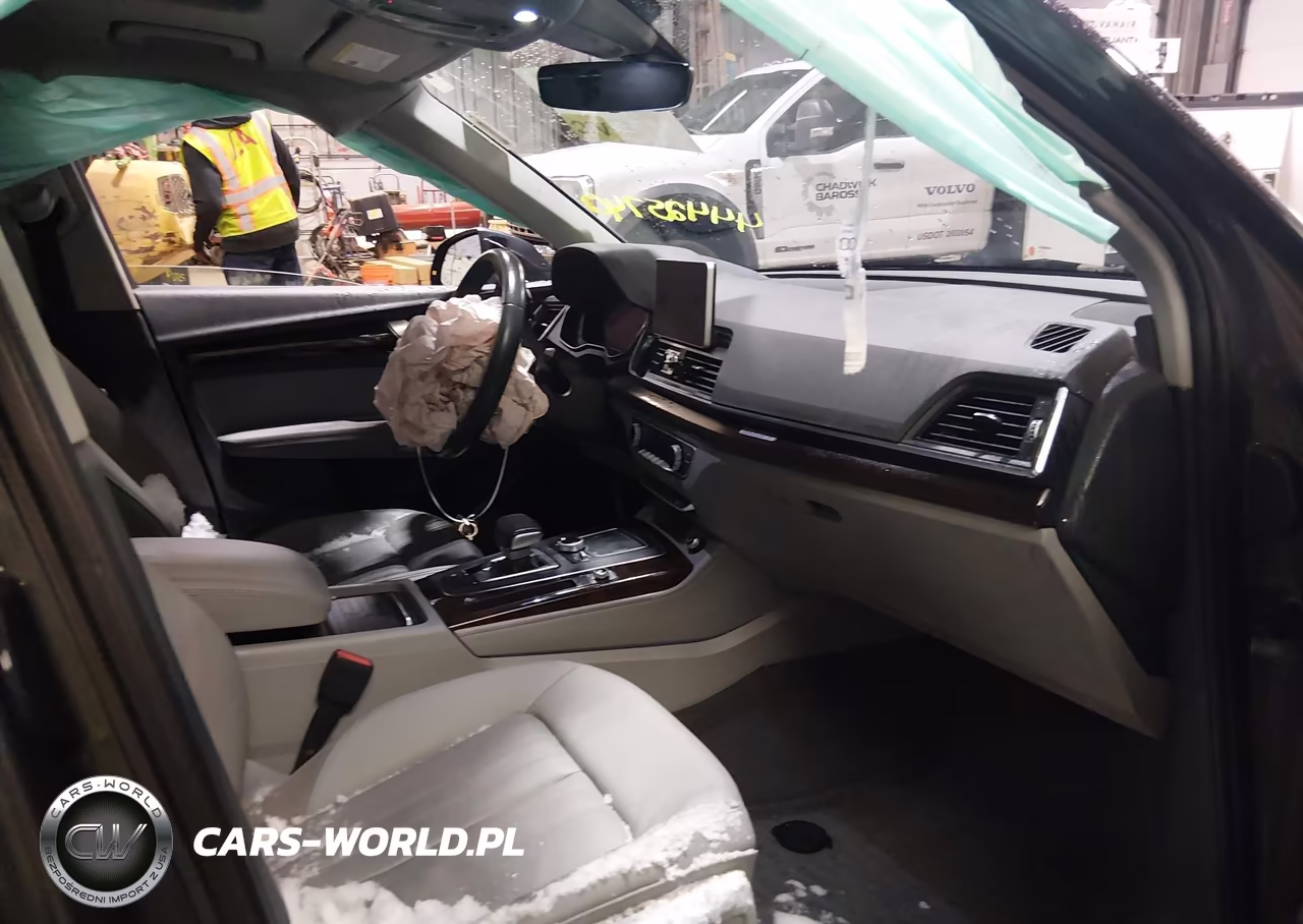 2019 Audi Q5 45 Premium VIN:WA1BNAFY4K2104814 - 5