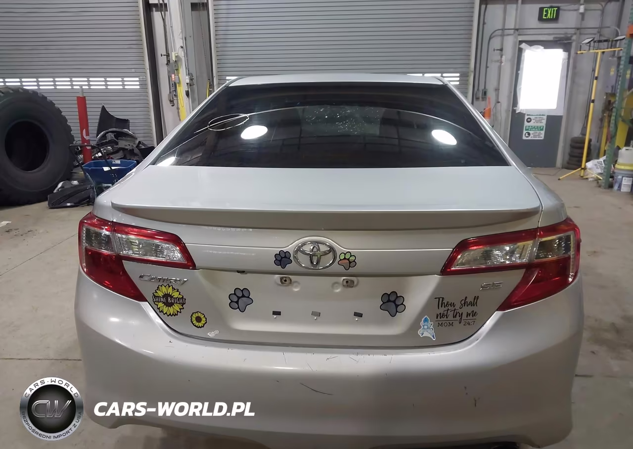 2014 Toyota Camry Se VIN:4T1BF1FK4EU407434 - 16