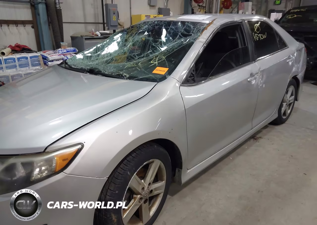 2014 Toyota Camry Se VIN:4T1BF1FK4EU407434 - 17