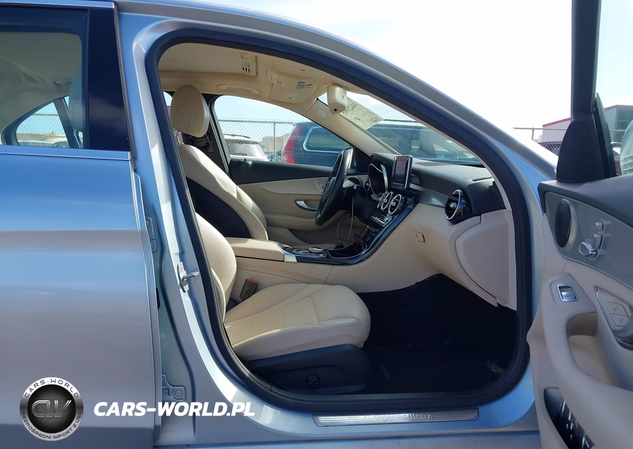 2018 Mercedes-Benz C 300 VIN:55SWF4JB1JU234570 - 5
