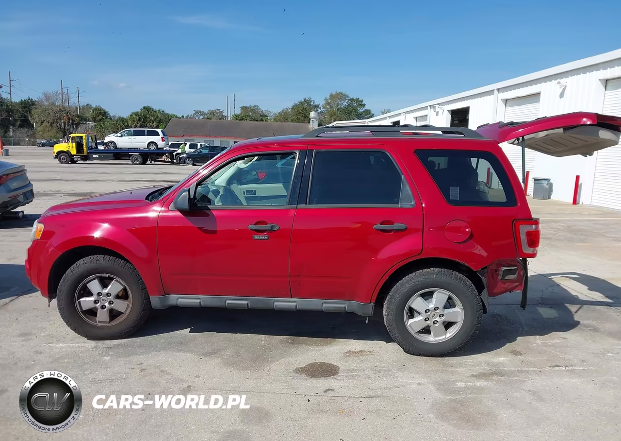 2010 Ford Escape Xlt VIN:1FMCU0D75AKB08771 - 15
