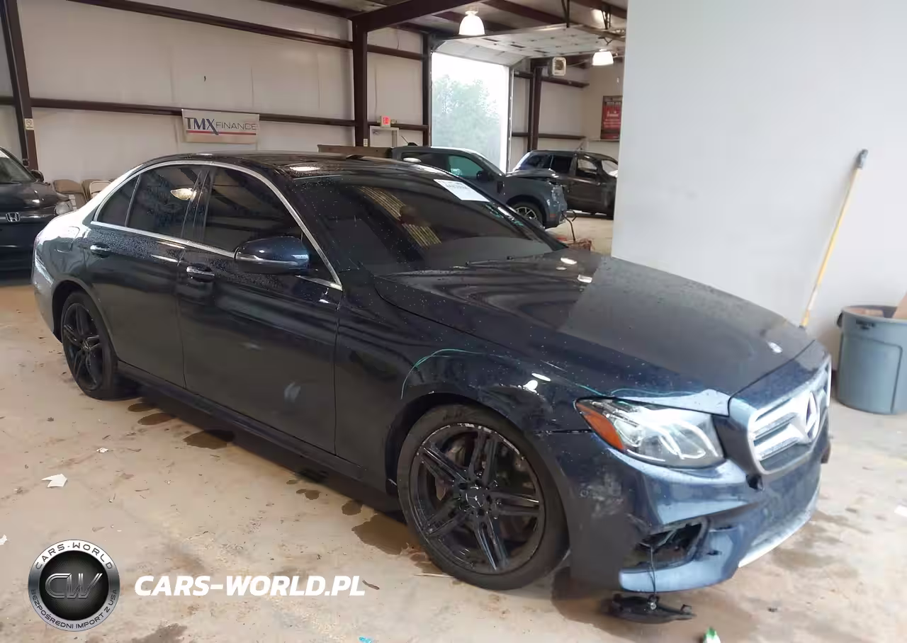 2017 Mercedes-Benz E 300 4Matic