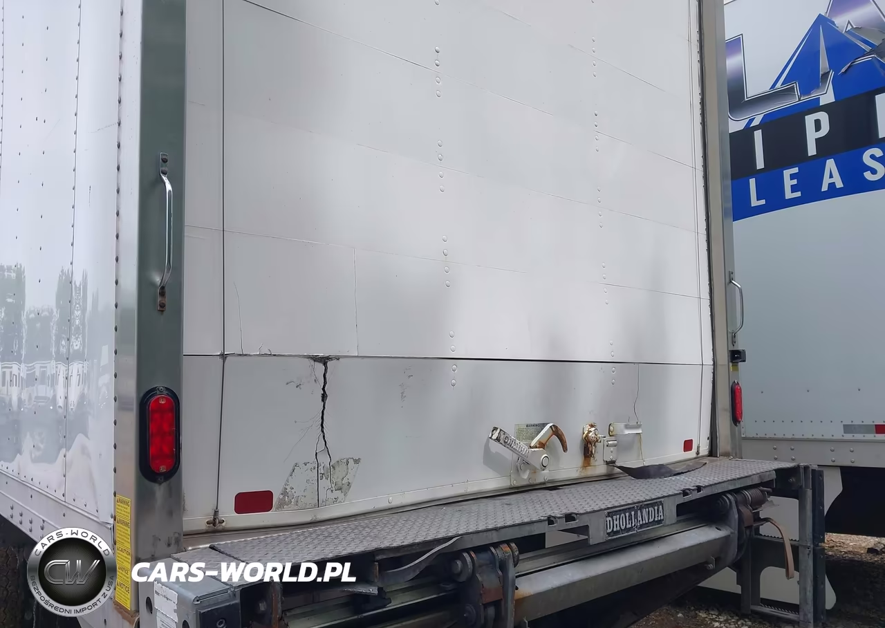 2023 Freightliner M2 106 VIN:1FVACWD23PHNL9352 - 13