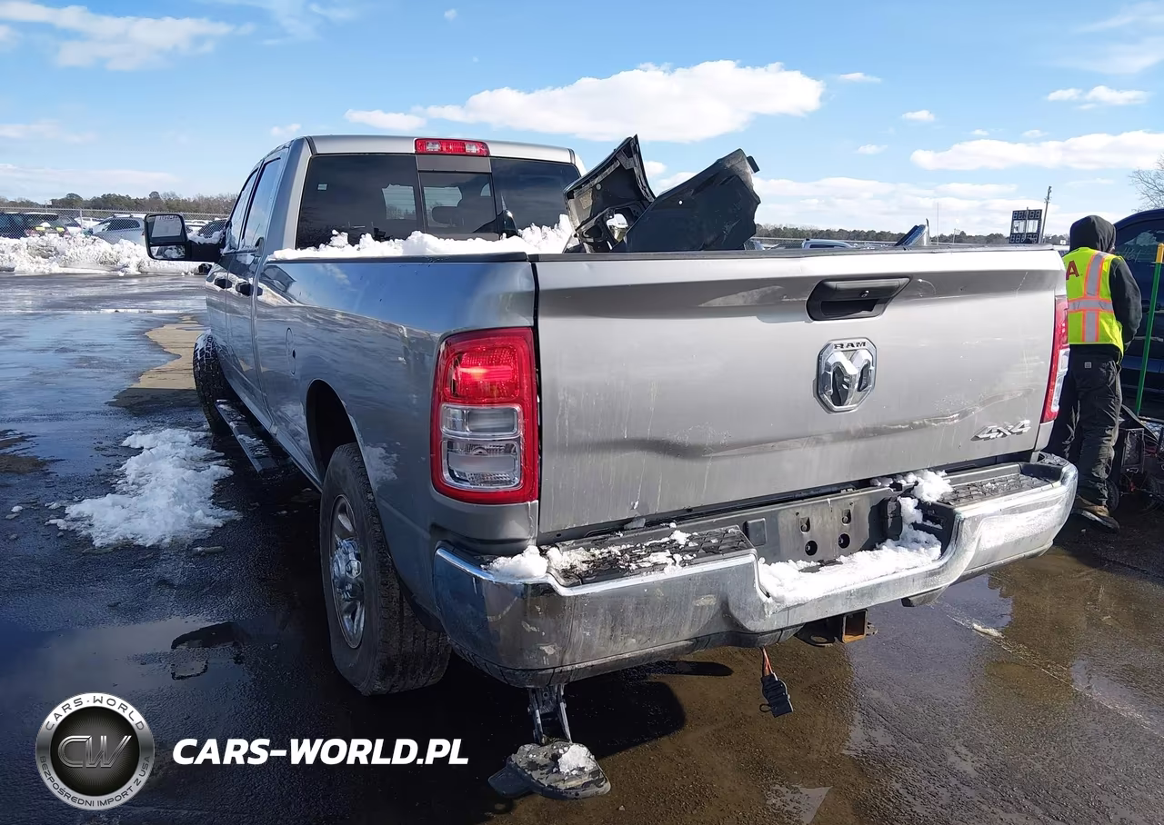 2023 Ram 2500 Tradesman 4X4 8' Box VIN:3C6UR5HL7PG504139 - 3
