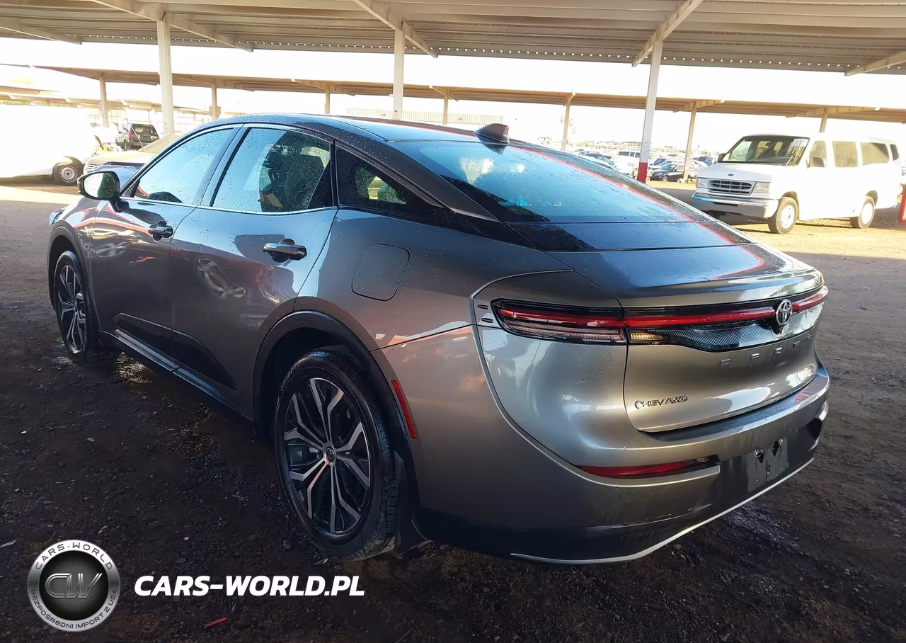 2024 Toyota Crown Xle VIN:JTDAAAAF2R3030736 - 3