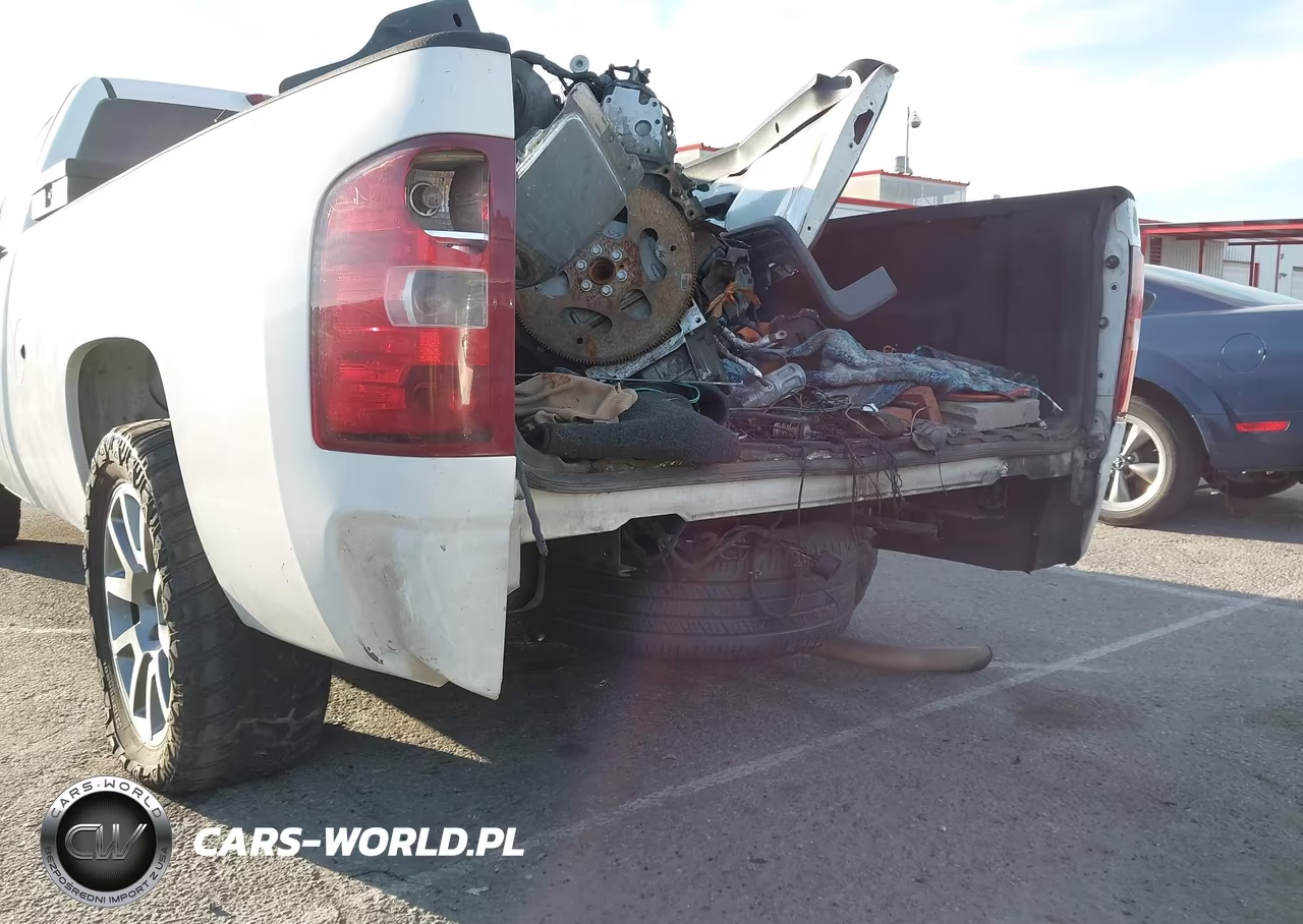 2011 Chevrolet Silverado 1500 Work Truck VIN:1GCNCPEA0BF196111 - 13
