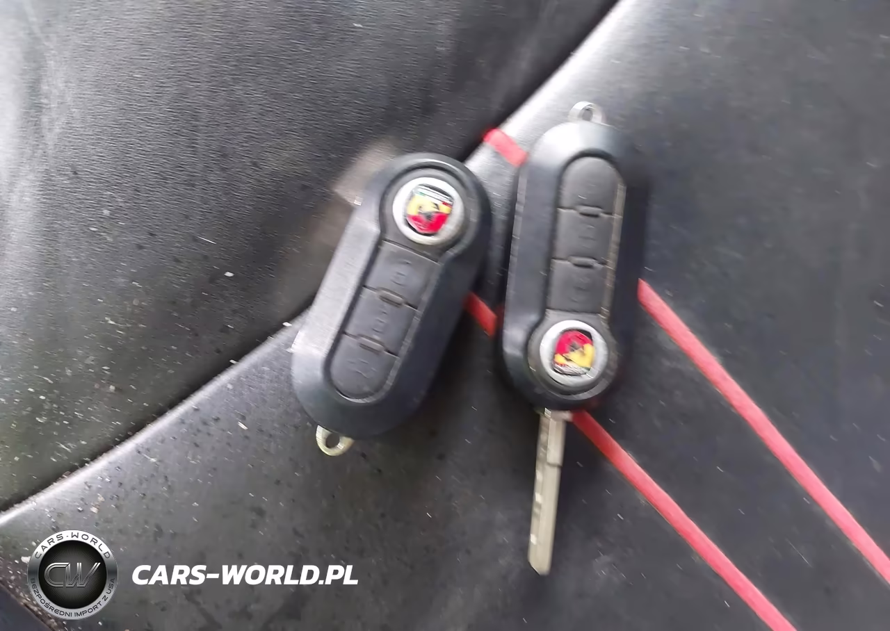 2012 Fiat 500 Abarth VIN:3C3CFFFHXCT346872 - 11