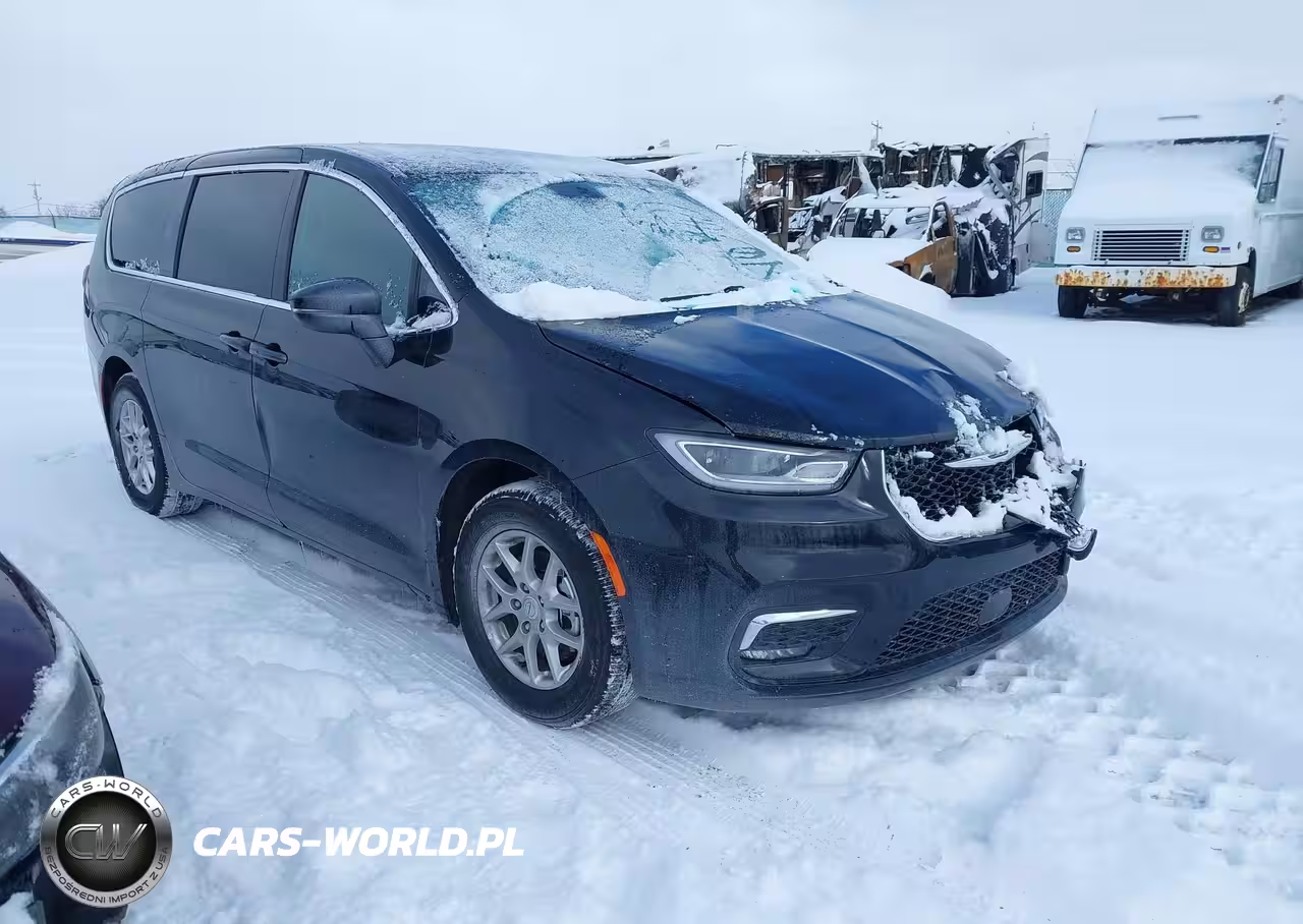 2025 Chrysler Pacifica Select