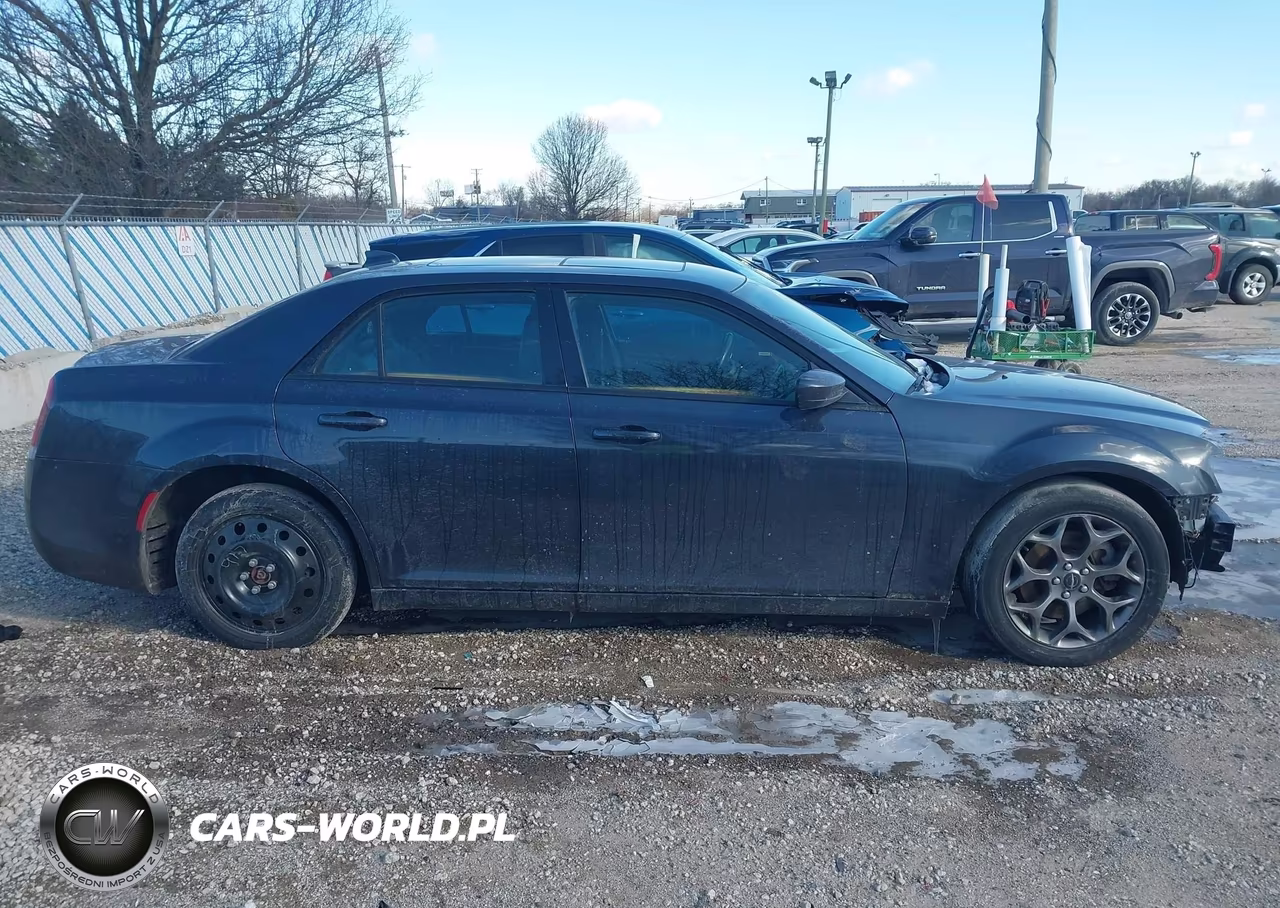2016 Chrysler 300 S VIN:2C3CCAGGXGH194687 - 14