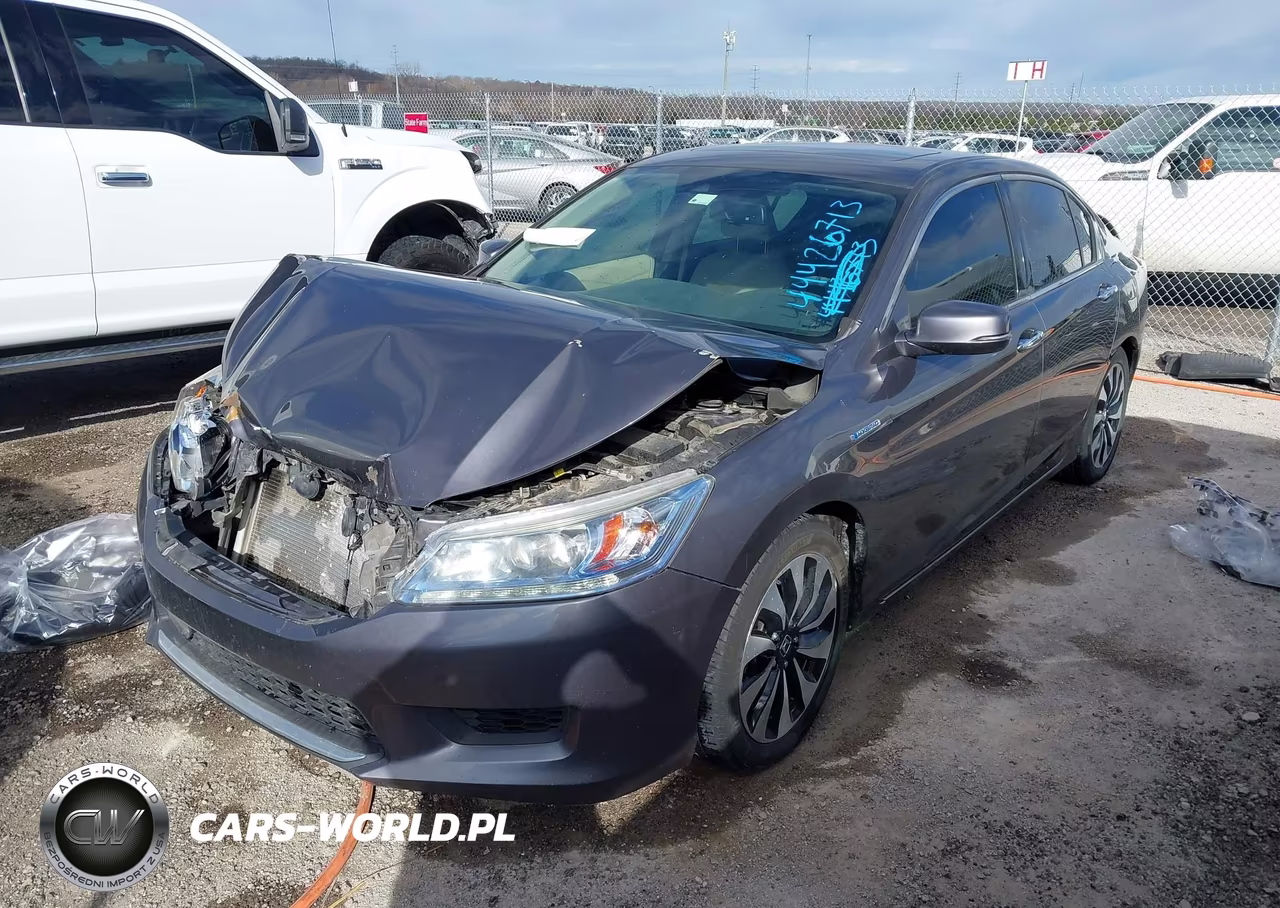 2015 Honda Accord Hybrid Touring VIN:1HGCR6F71FA007750 - 2