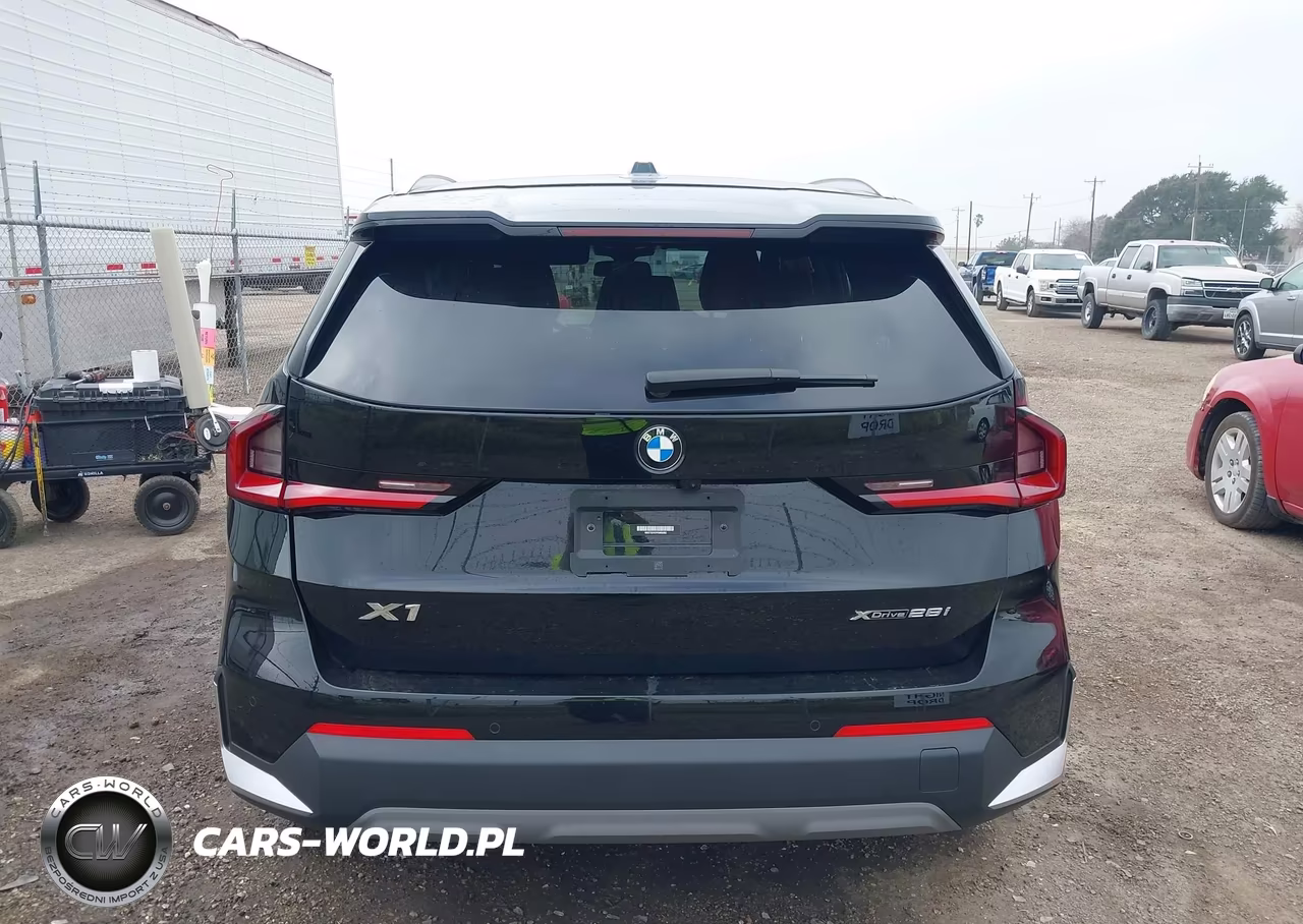 2023 BMW X1 xDrive28I VIN:WBX73EF07P5W06082 - 16