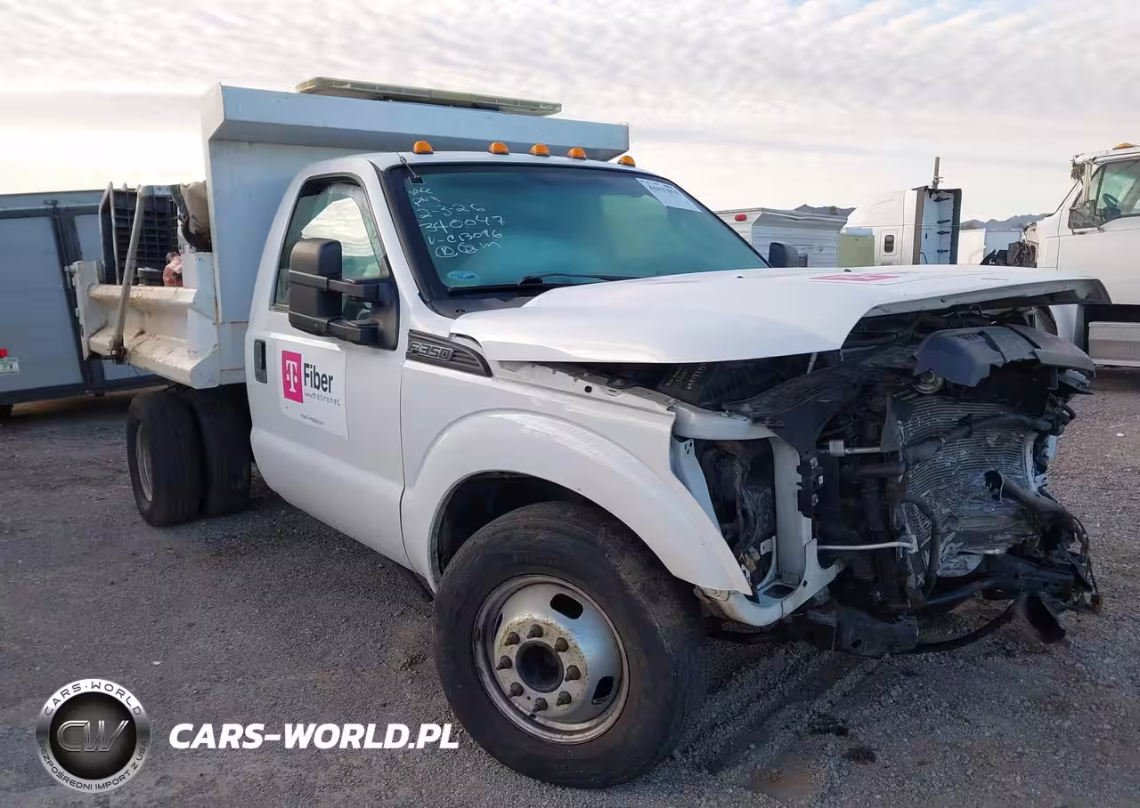 2012 Ford F-350 Chassis Xl