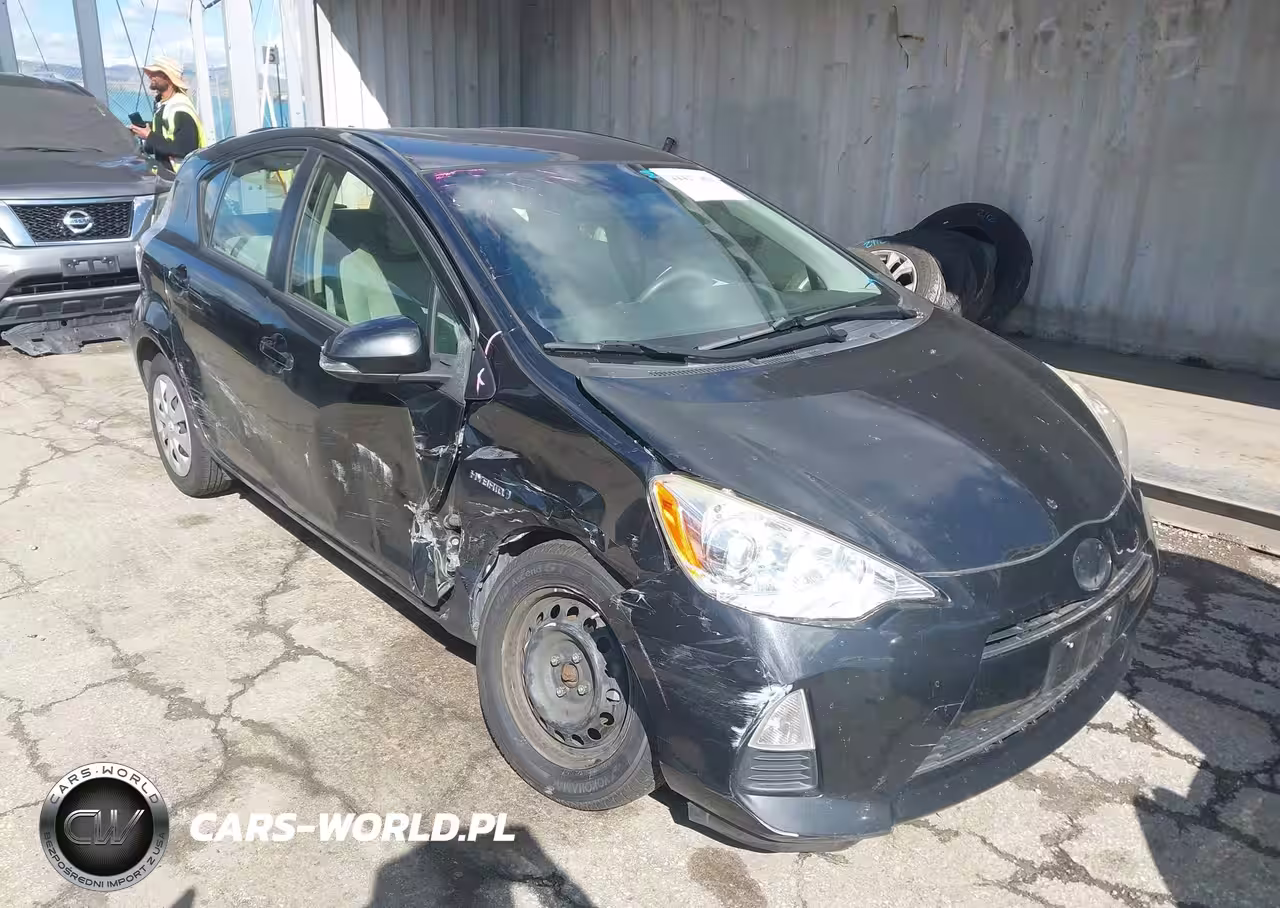 2014 Toyota Prius C One
