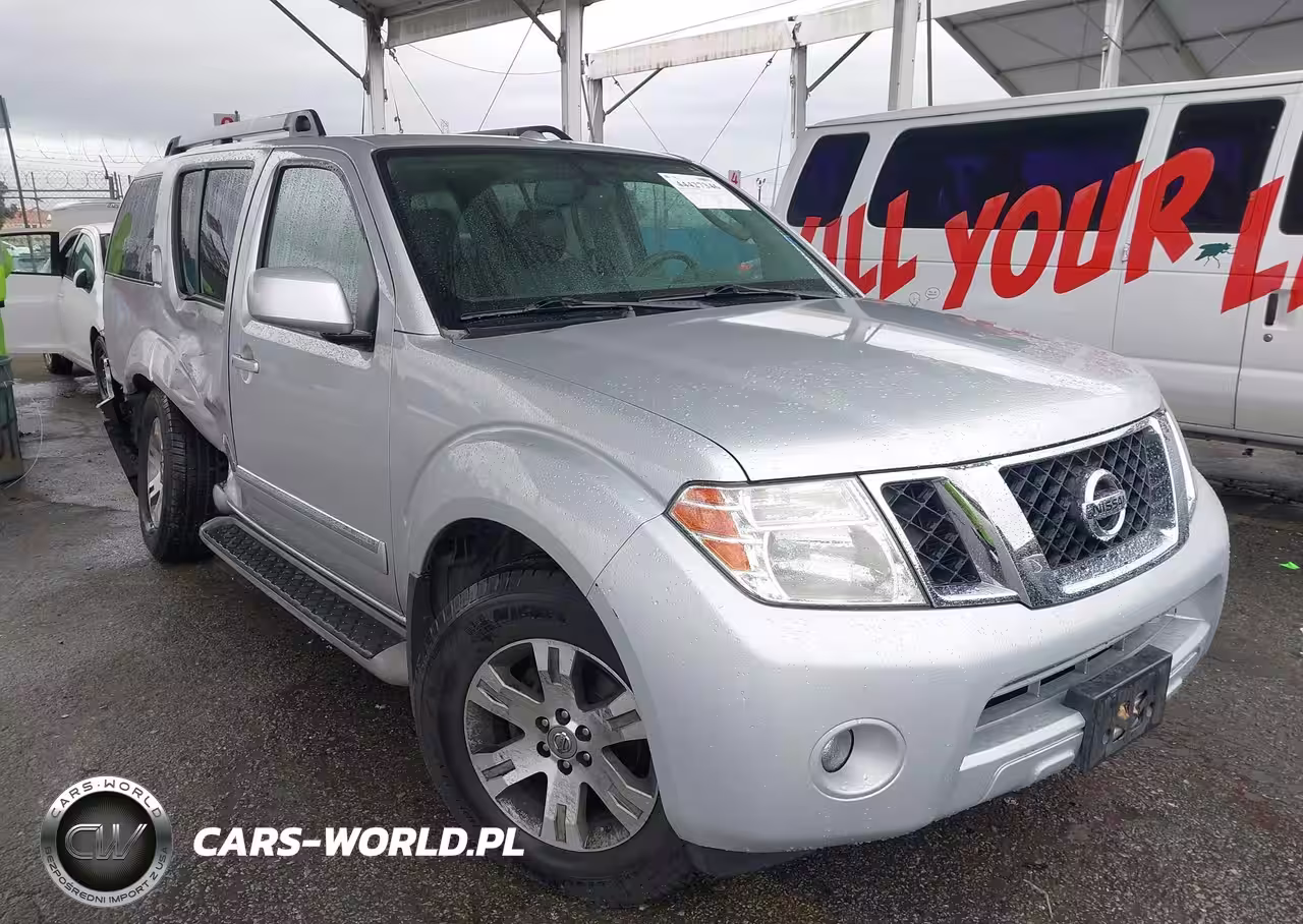 2012 Nissan Pathfinder Silver