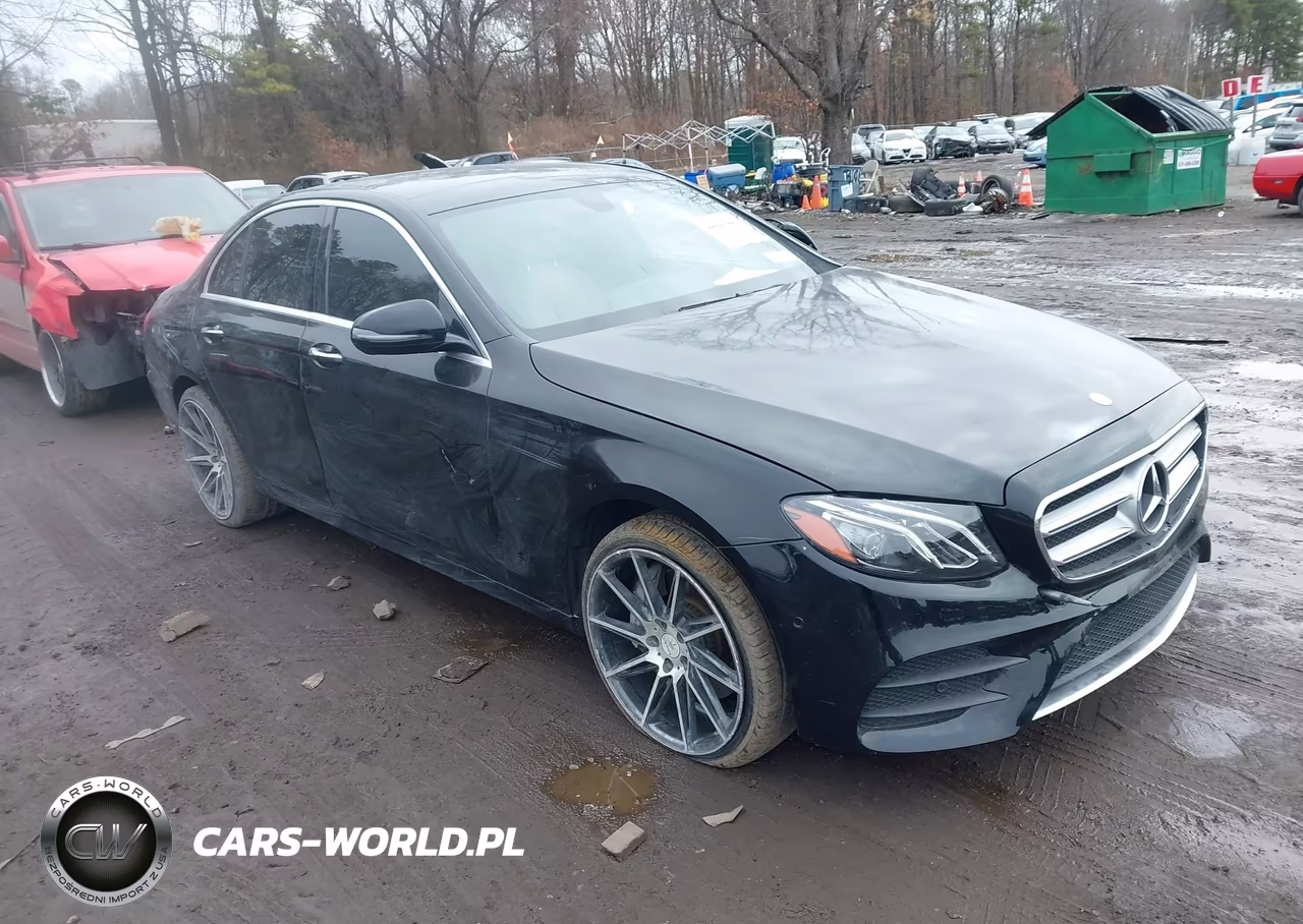 2017 Mercedes-Benz E 300 4Matic – zdjęcie 1 z 17