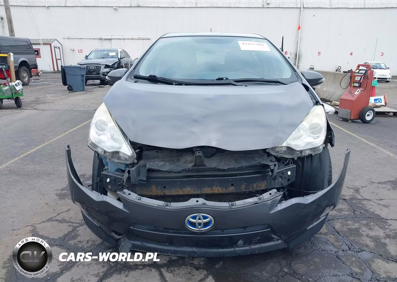 2012 Toyota Prius C One VIN:JTDKDTB34C1526748 - 12