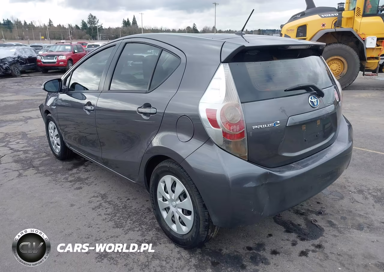 2012 Toyota Prius C One VIN:JTDKDTB34C1526748 - 3