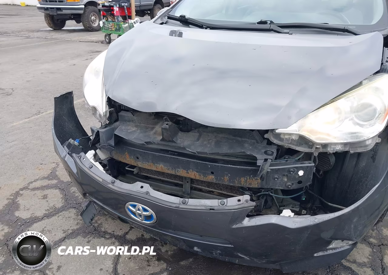 2012 Toyota Prius C One VIN:JTDKDTB34C1526748 - 6