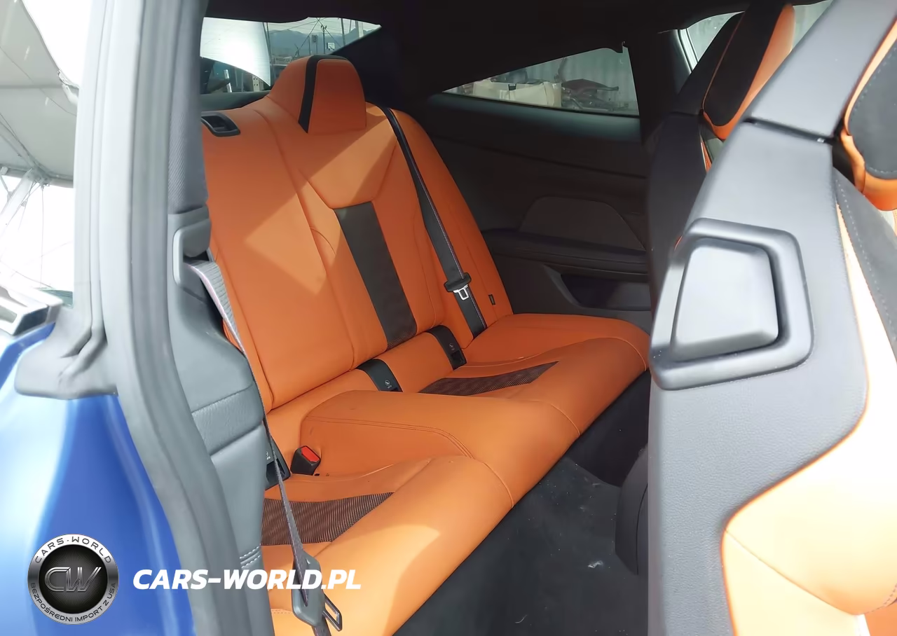 2025 BMW M4 VIN:WBS13HK00SCT40394 - 8