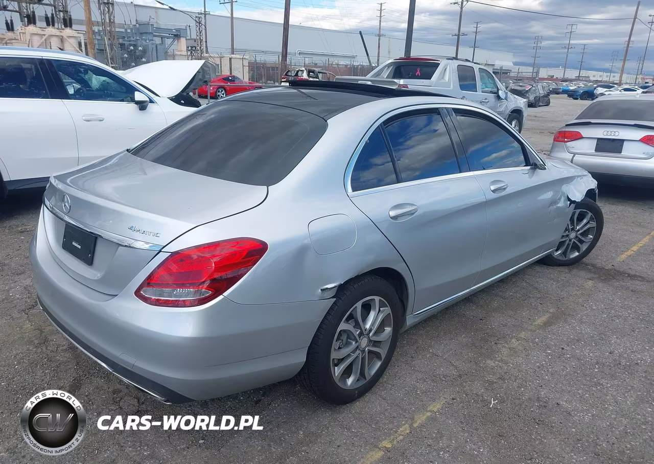 2015 Mercedes-Benz C 300 4Matic VIN:55SWF4KB6FU014508 - 4