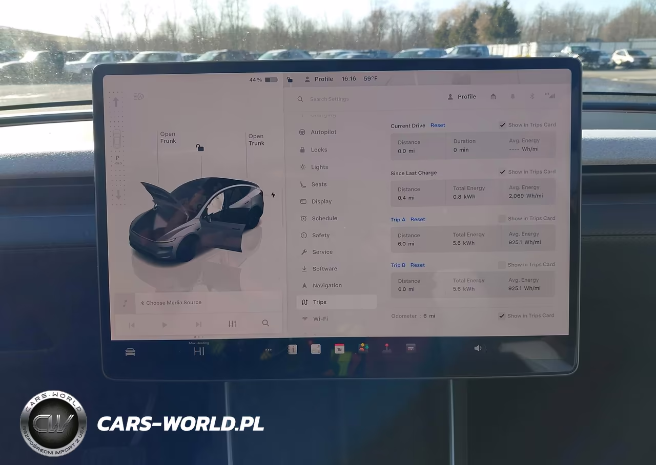 2026 Tesla Model Y Long Range Launch Series-Premium All-Wheel Drive VIN:7SAYGDEE7TF567082 - 18