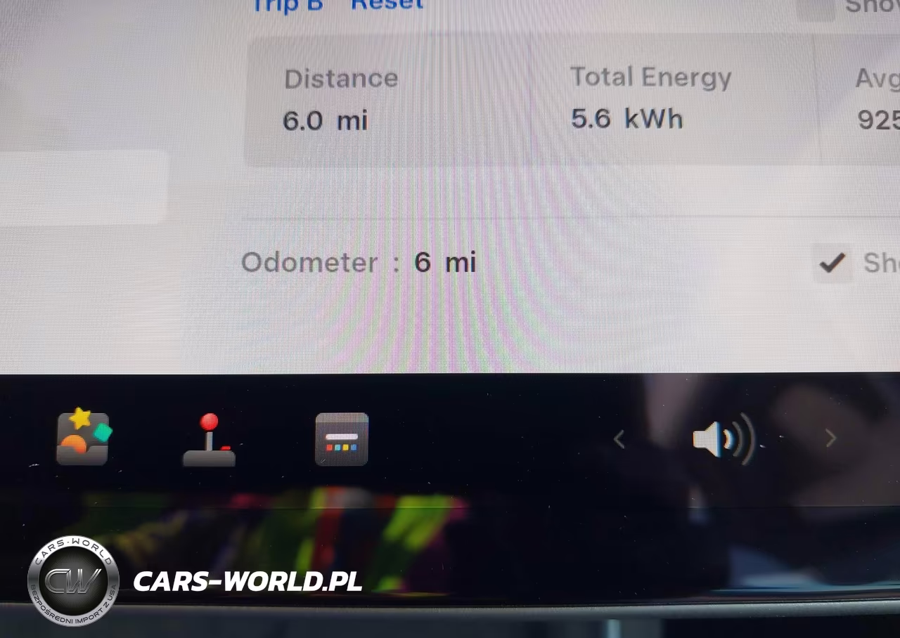 2026 Tesla Model Y Long Range Launch Series-Premium All-Wheel Drive VIN:7SAYGDEE7TF567082 - 7