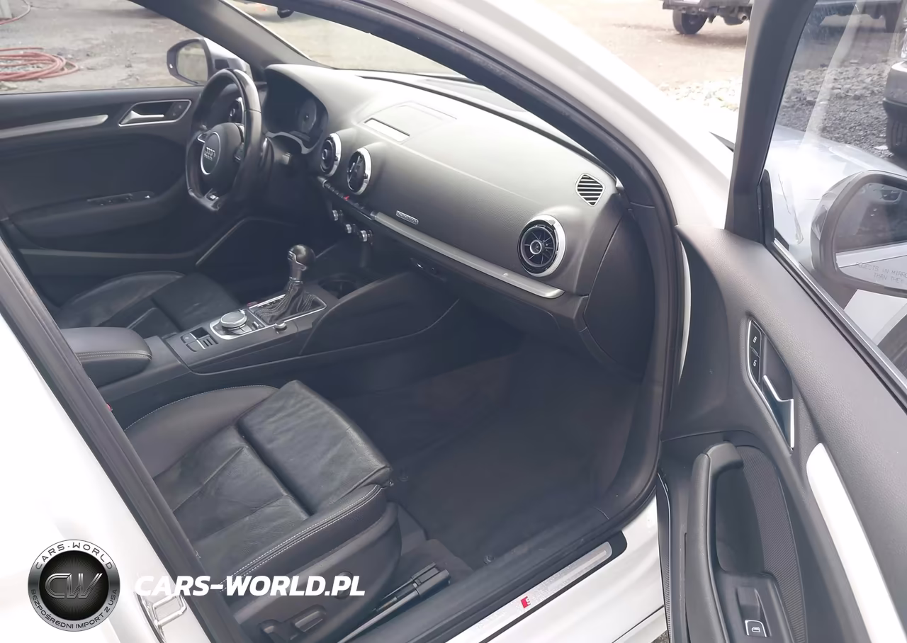 2015 Audi S3 2.0T Premium Plus VIN:WAUFFGFF1F1109967 - 17