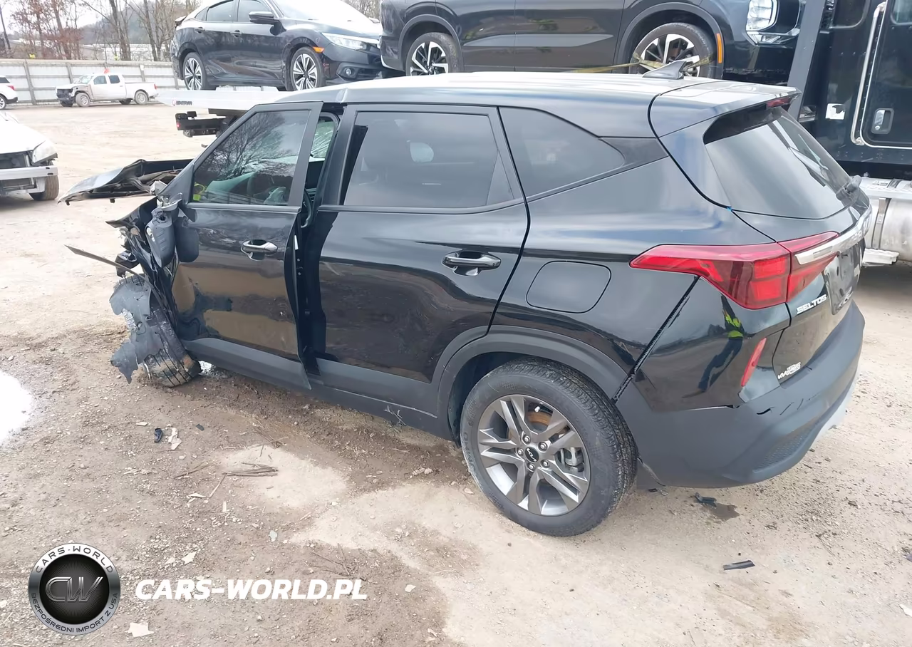 2023 Kia Seltos Lx VIN:KNDEPCAA4P7414149 - 3