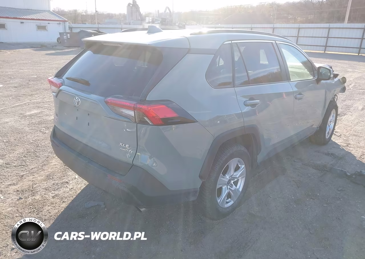 2021 Toyota Rav4 Xle VIN:2T3P1RFVXMW229497 - 4