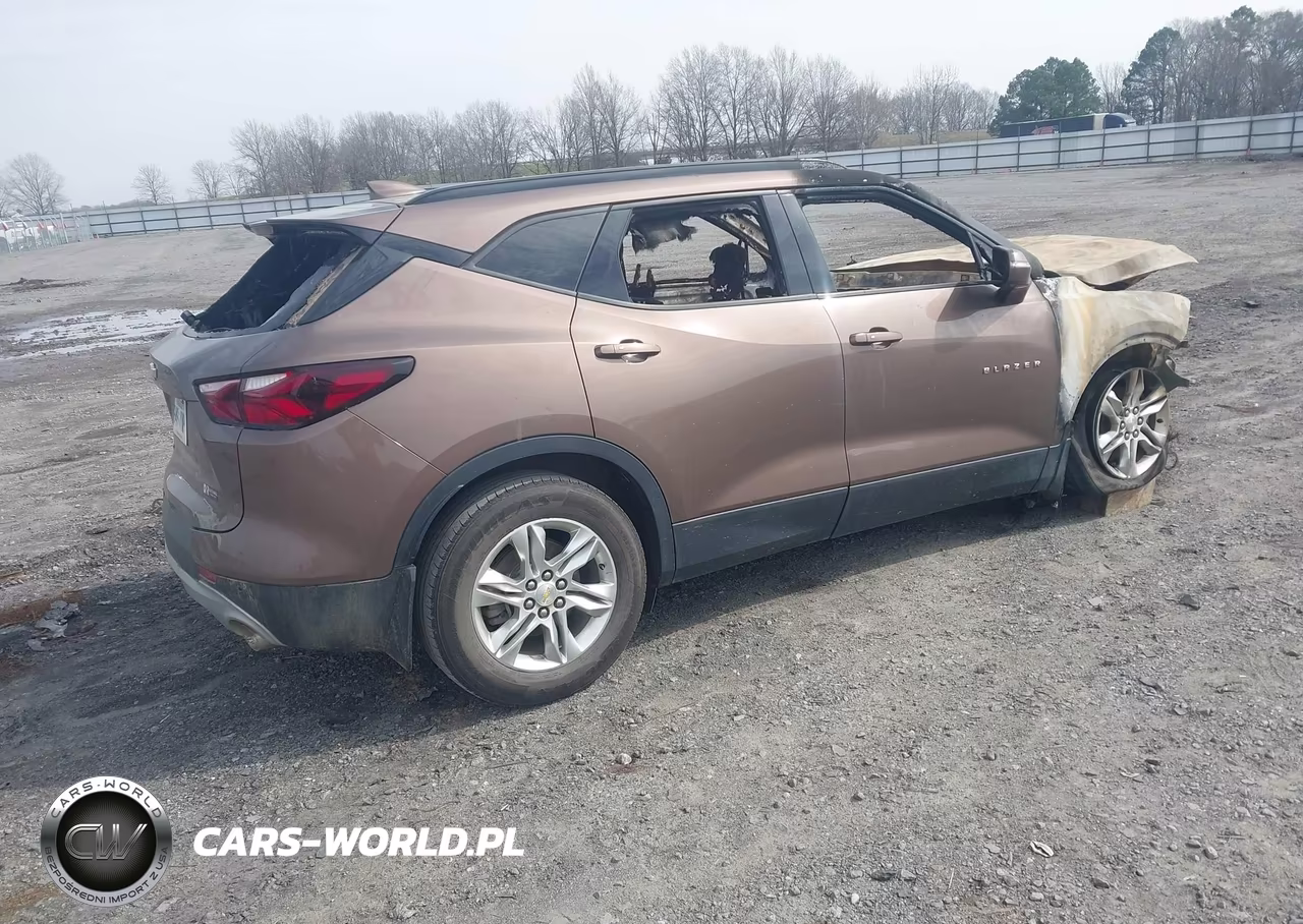 2019 Chevrolet Blazer VIN:3GNKBBRA3KS685897 - 4