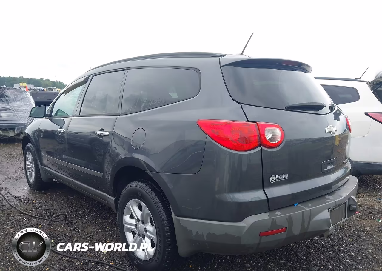 2012 Chevrolet Traverse Ls VIN:1GNKREED5CJ404196 - 3