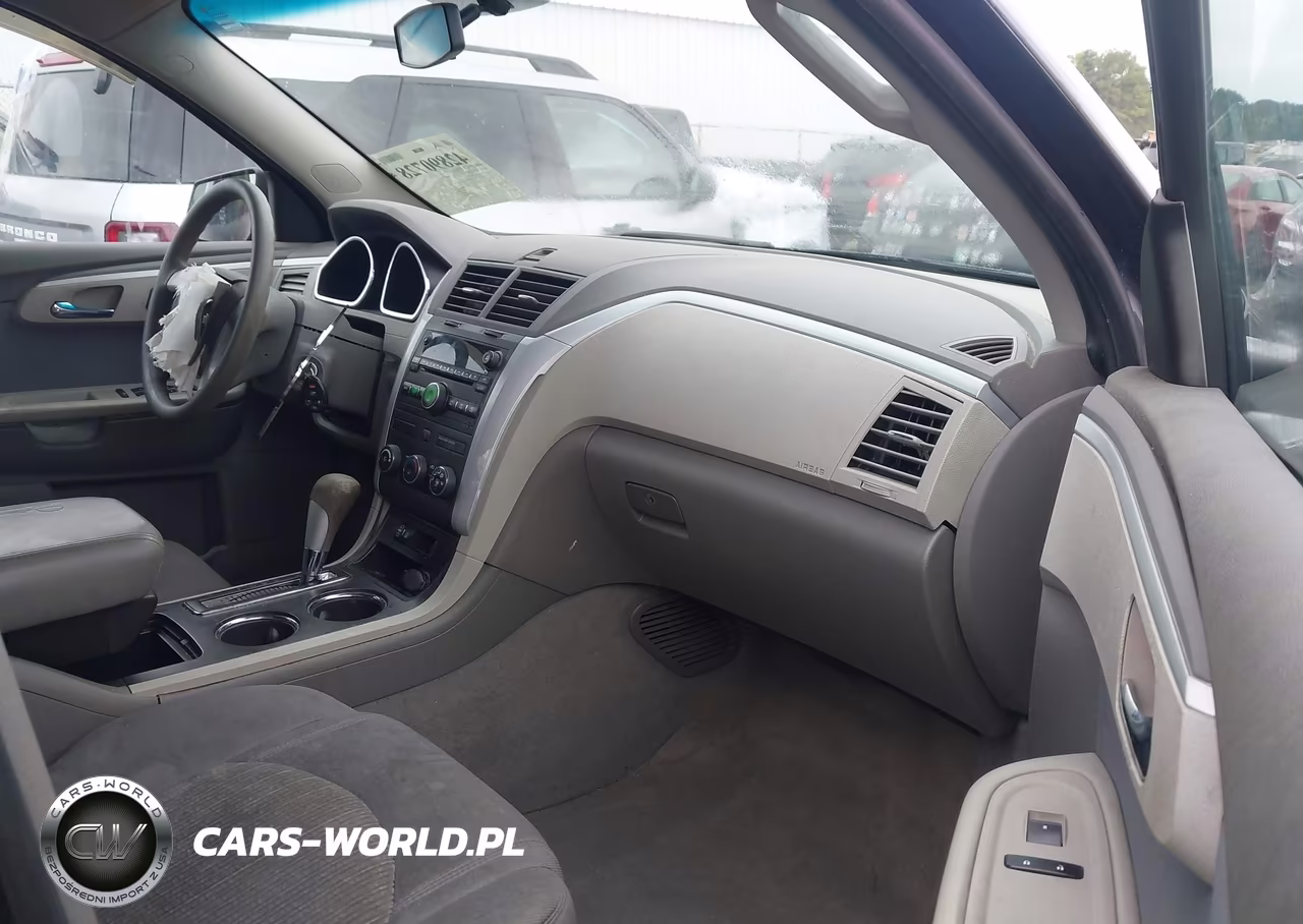 2012 Chevrolet Traverse Ls VIN:1GNKREED5CJ404196 - 5