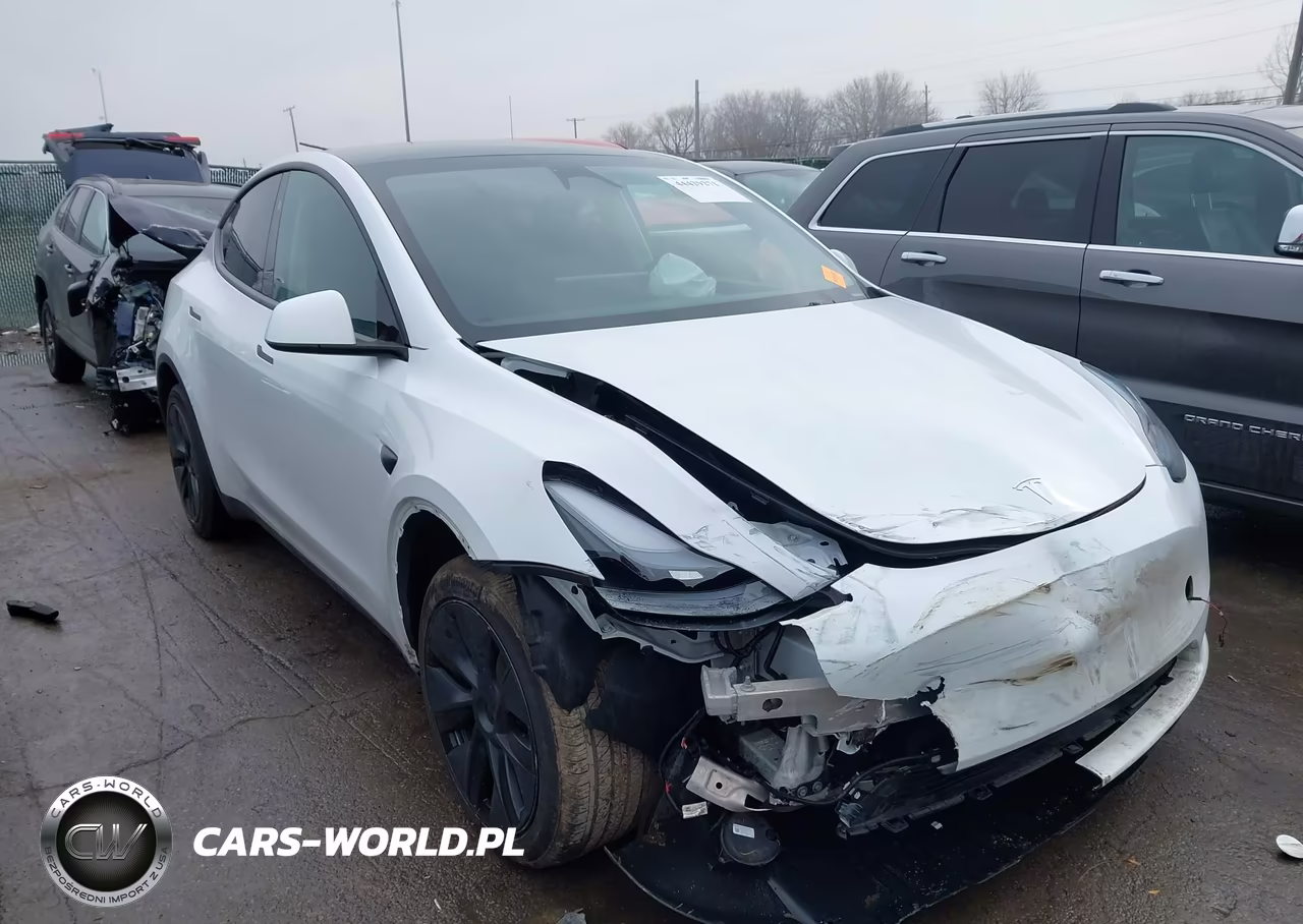 2024 Tesla Model Y Long Range Dual Motor All-Wheel Drive – zdjęcie 1 z 14