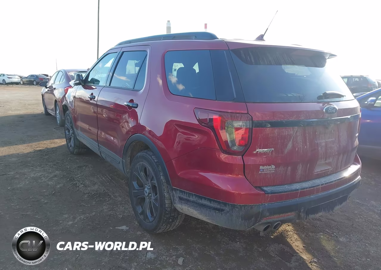 2018 Ford Explorer Sport VIN:1FM5K8GT3JGC67149 - 3