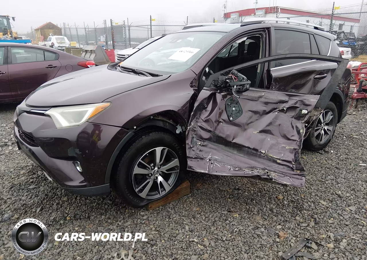2018 Toyota Rav4 Xle VIN:2T3RFREV7JW711285 - 2