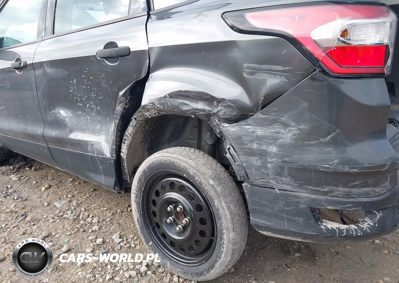2018 Ford Escape S VIN:1FMCU0F73JUA33599 - 6