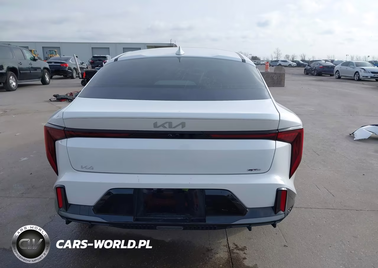 2025 Kia K4 Gt-Line VIN:3KPFW4DE8SE241692 - 17