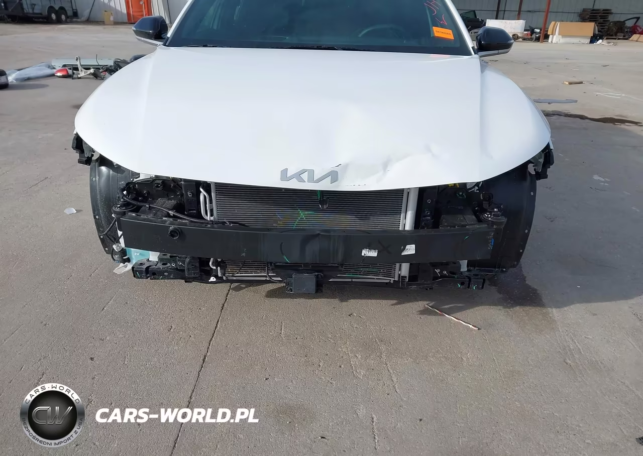2025 Kia K4 Gt-Line VIN:3KPFW4DE8SE241692 - 6