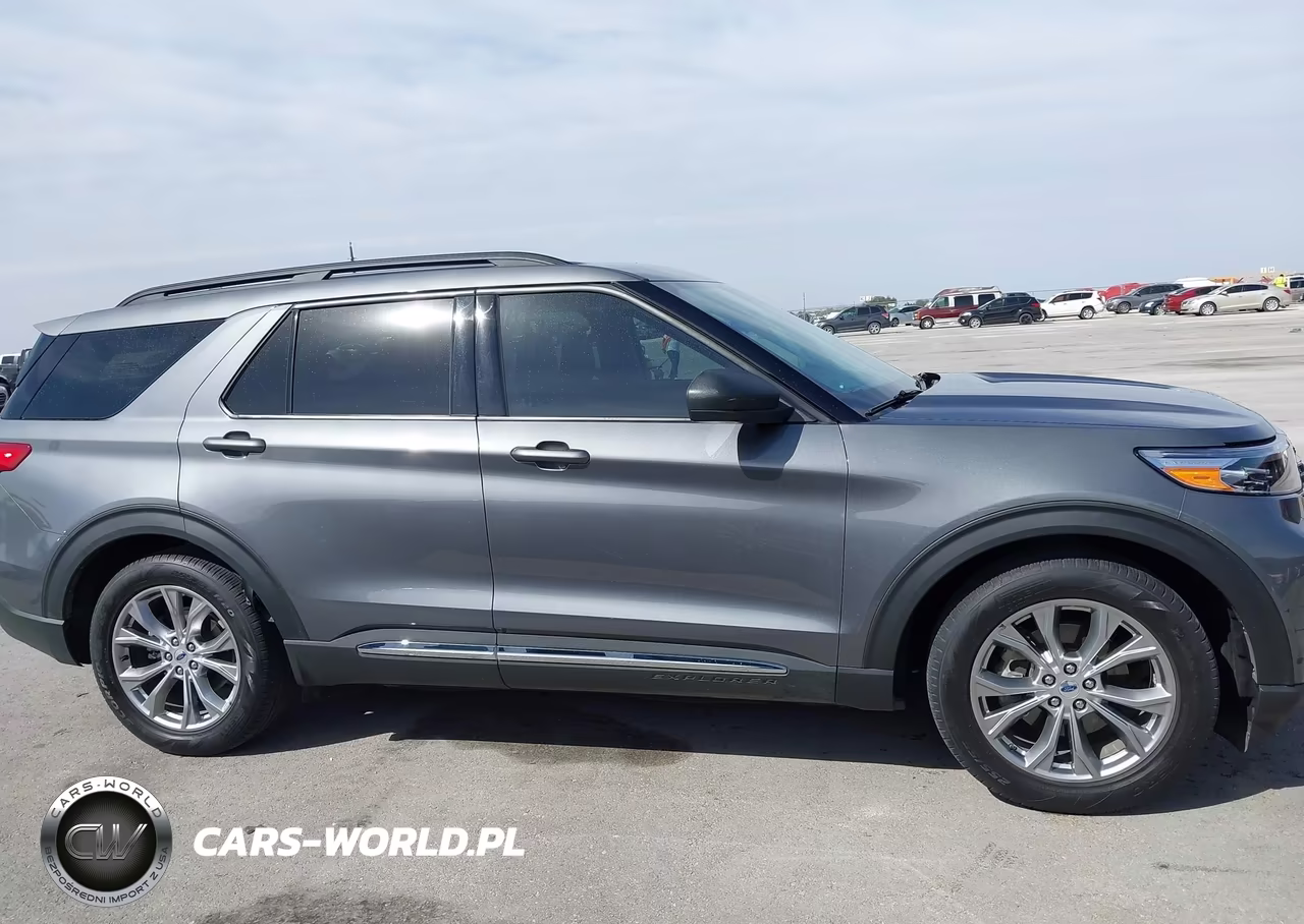 2022 Ford Explorer Xlt VIN:1FMSK7DH0NGB17373 - 13