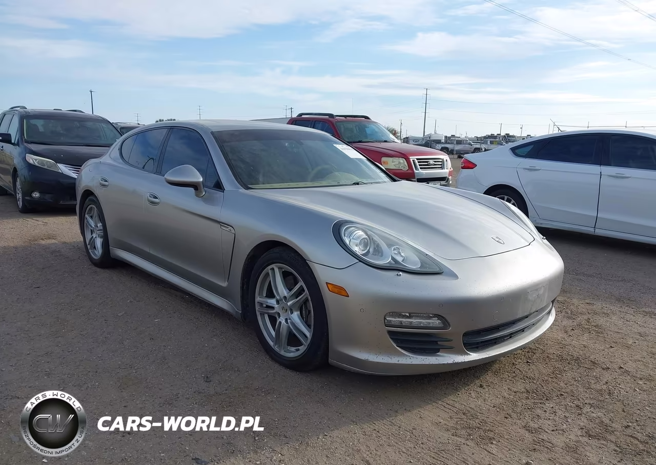 2011 Porsche Panamera 4
