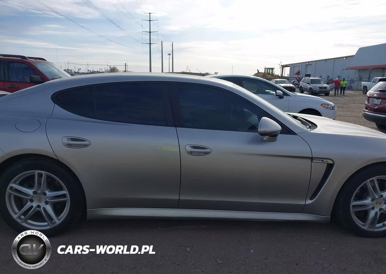 2011 Porsche Panamera 4 VIN:WP0AA2A71BL017173 - 13
